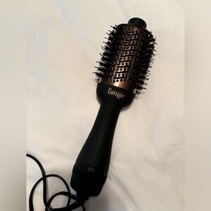 Lange Le Volume dryer/styler